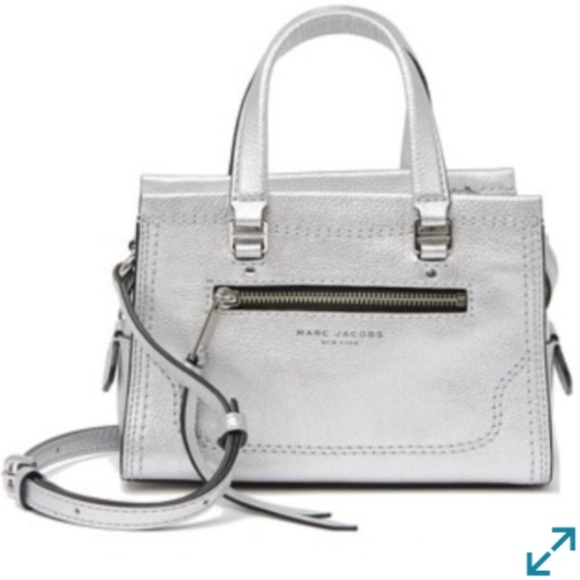 🆕MARC JACOBS Silver Leather Crossbody Satchel🆕 - Picture 2 of 12